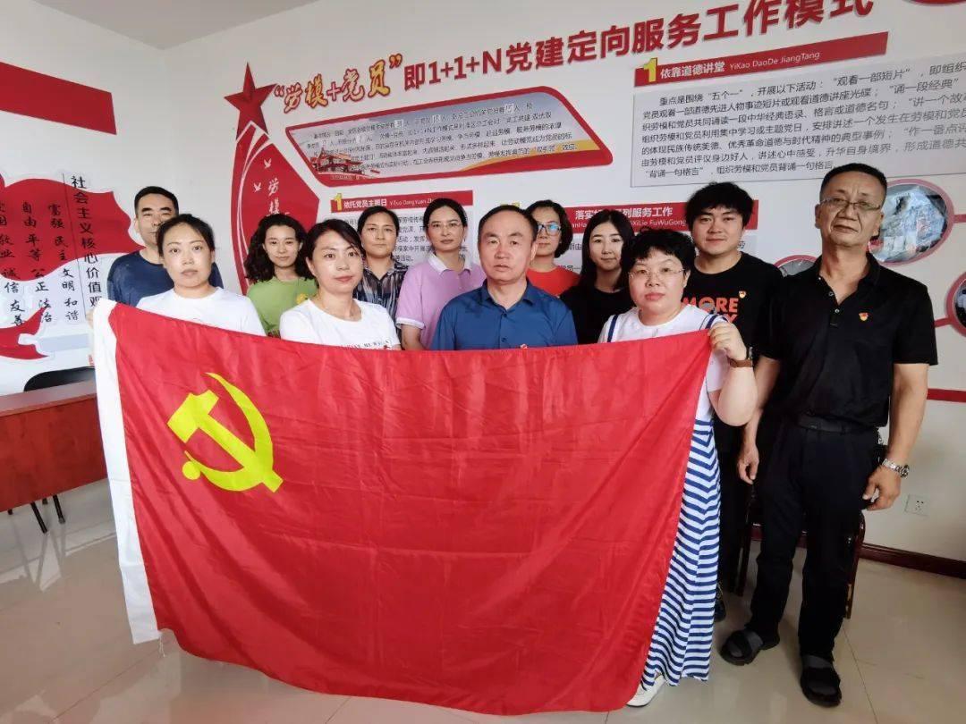 2女生逃离死亡之吻，安全演练，生命之盾，务必重视